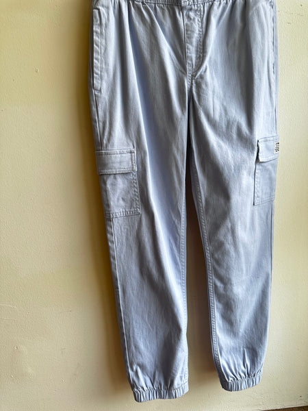 Levi’s Light Blue Cargo Jogger Pants – Youth Size 14 (Size XS)