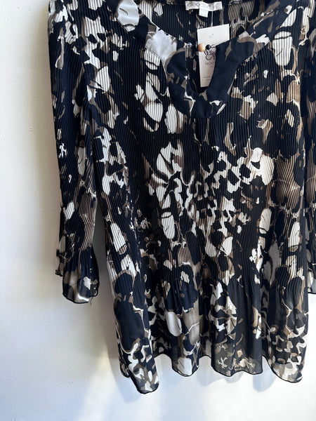 Midnight Petals Pleated Blouse | Size XL