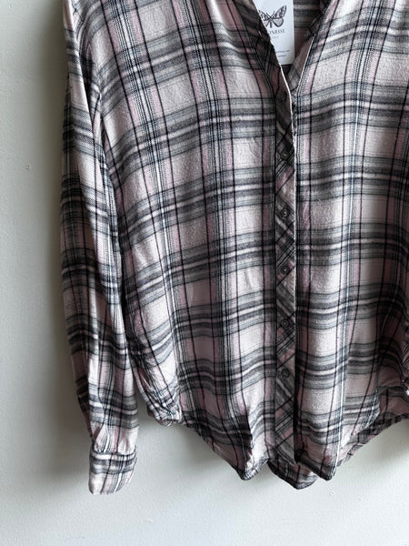 Soft Pink & Grey Plaid Button-Up – Size Small