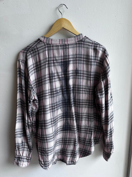 Soft Pink & Grey Plaid Button-Up – Size Small