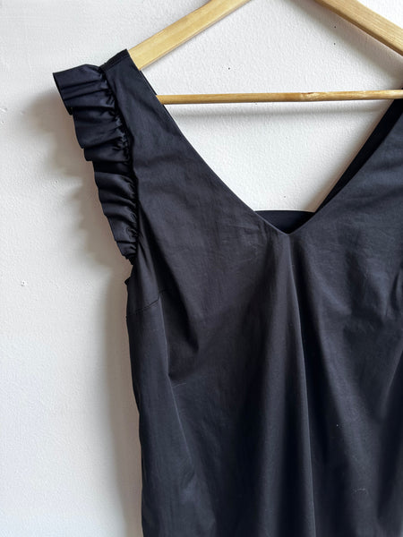 Laura Black Ruffle Sleeve Cocktail Dress – Size 6