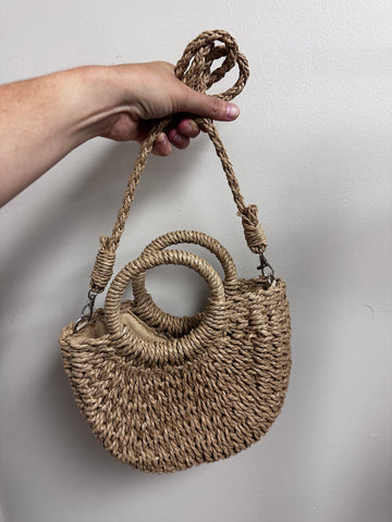 Woven Natural Fiber Circle Handle Bag