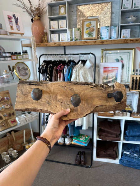 Papa’s Live-Edge Hook Rack