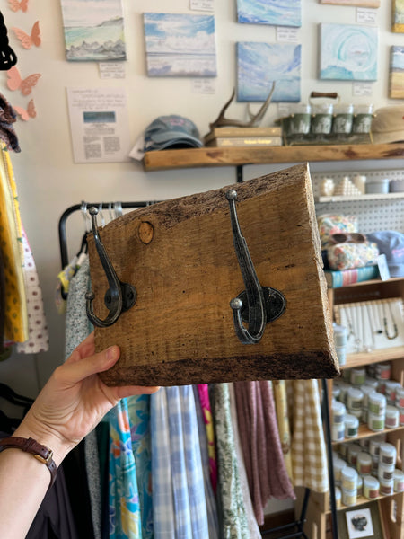 Papa’s Reclaimed Wood Double Hook Rack