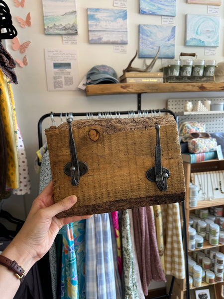 Papa’s Reclaimed Wood Double Hook Rack