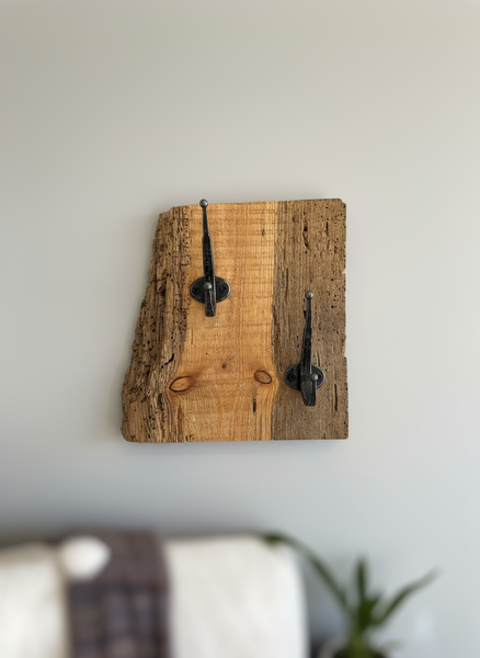 Papa’s Barnwood Double Hook Rack