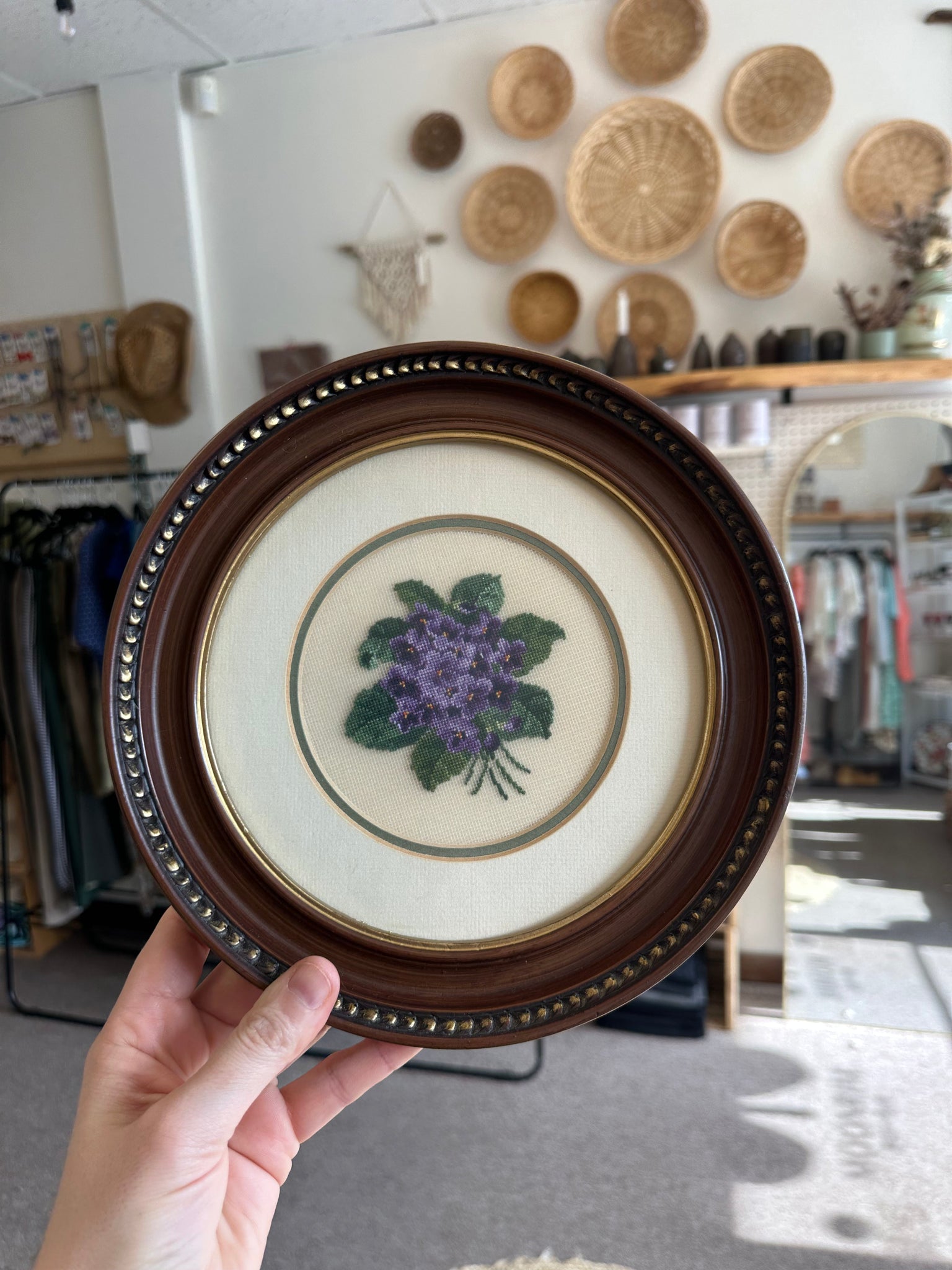 Vintage Round Framed Violet Embroidery Wall Art