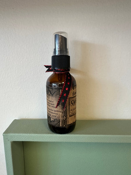 Ladalove Apothecary -Snegurka Woodland Spice Ritual Mistk