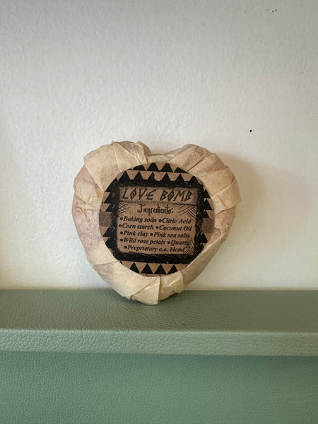LadaLove Love Bomb Bath Bomb