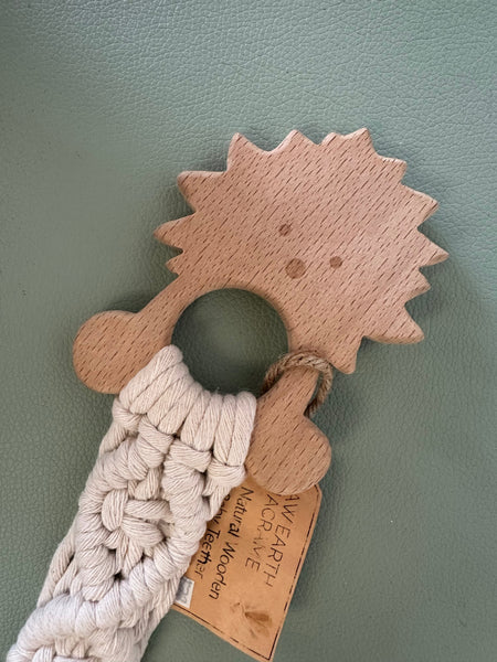 Raw Earth Handmade Lion Wooden Macrame Teether