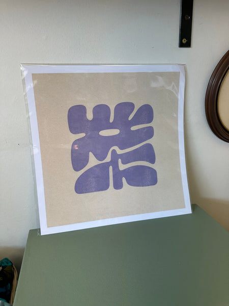 Heeler Flower Print 12” x 12”