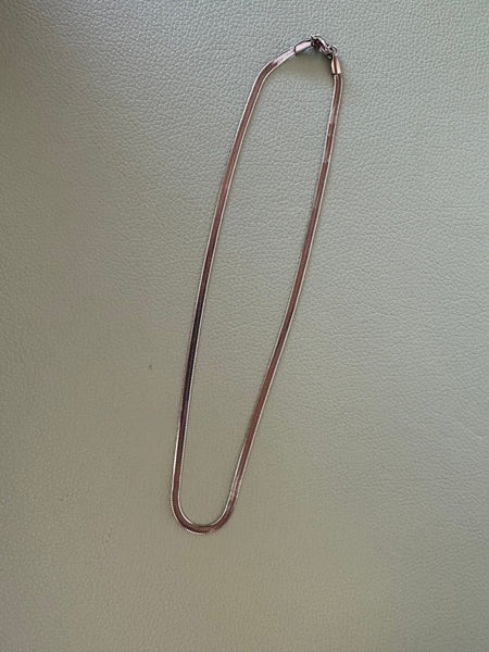 Kactus Blue - Herringbone Silver Chain Necklace