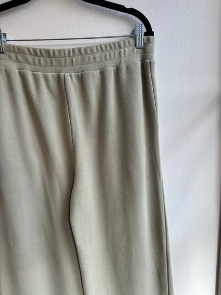 Sunshy - Sage Green Wide Leg Sweat Pants - Size Large