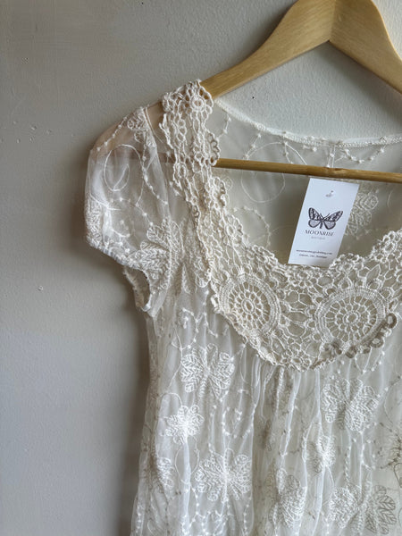 Delicate Lace Tee Shirt | Size Medium