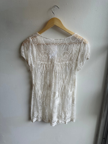 Delicate Lace Tee Shirt | Size Medium