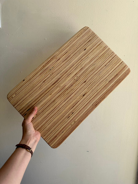 Papa’s Classic Cutting Board