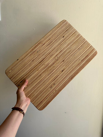 Papa’s Classic Cutting Board