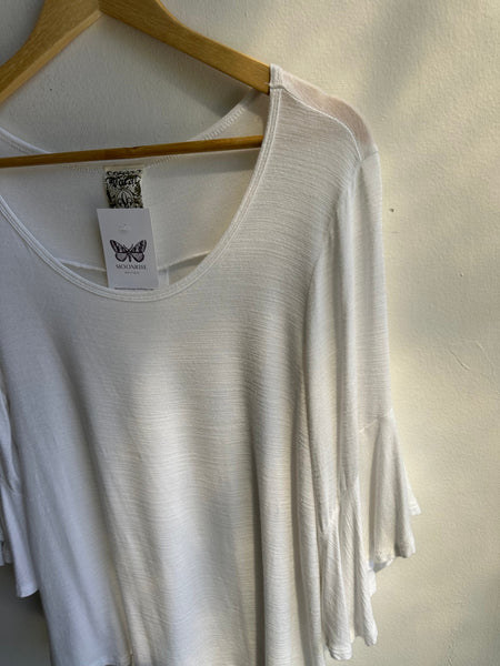 Vocal Boho Flowy White Bell Sleeve Top | Size Medium