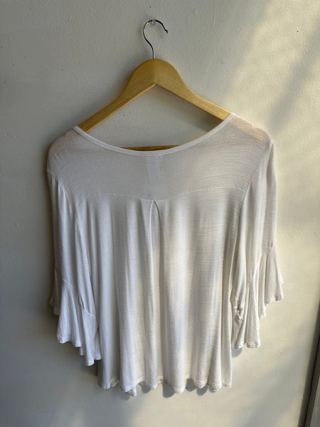 Vocal Boho Flowy White Bell Sleeve Top | Size Medium