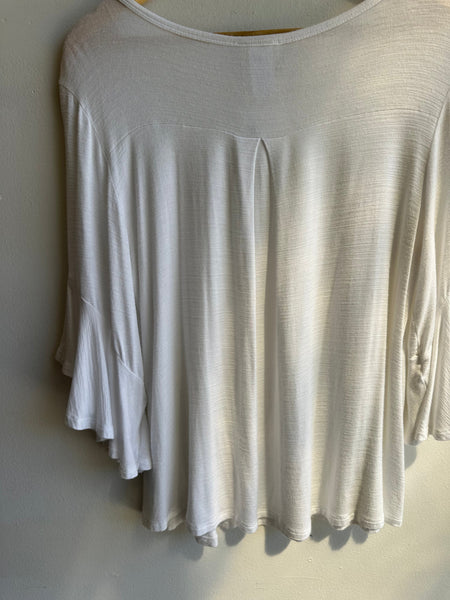 Vocal Boho Flowy White Bell Sleeve Top | Size Medium