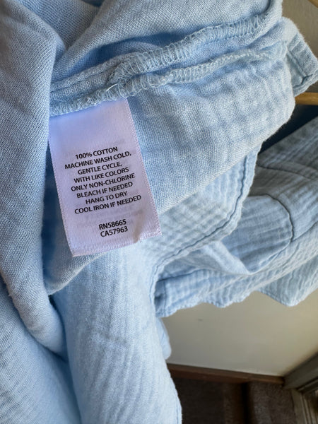 Caslon Blue Cotton Flowy Top | Size Large