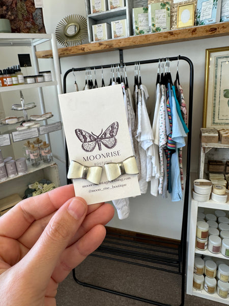 Vintage Chunky White Bow Earrings