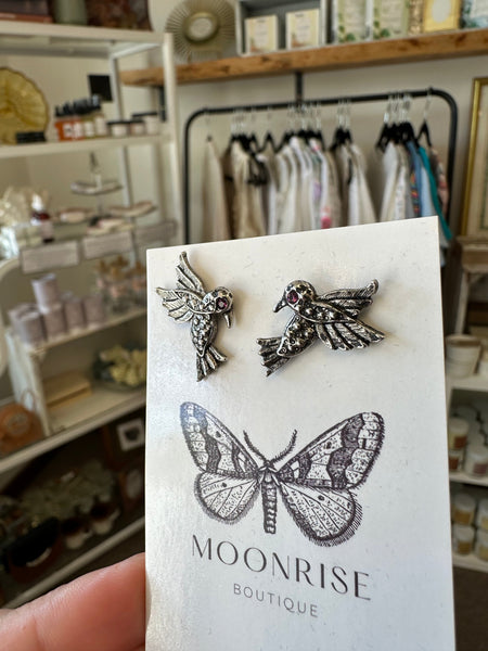 Vintage 90s Hummingbird Earrings With Amethyst Gemstone