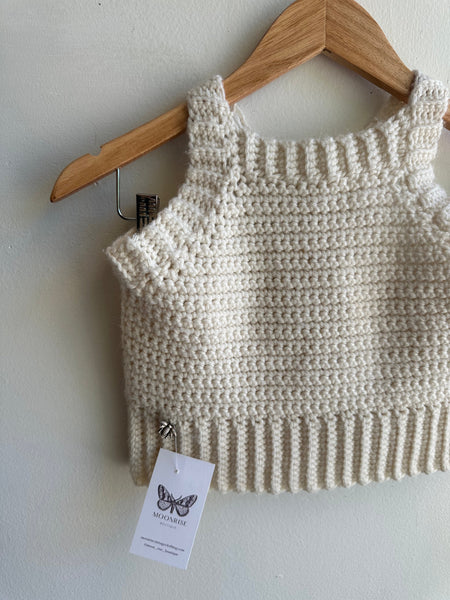 Jenny Bee Handmade Cropped Knit Halter Top | Cream | Size Medium