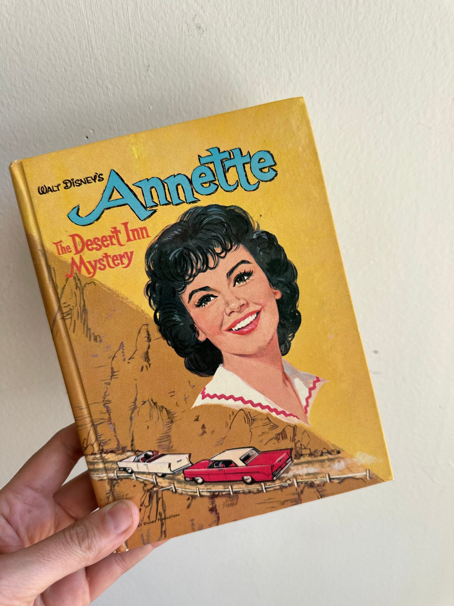 Vintage 1960s Disney’s Annette The Desert Inn Mystery Book