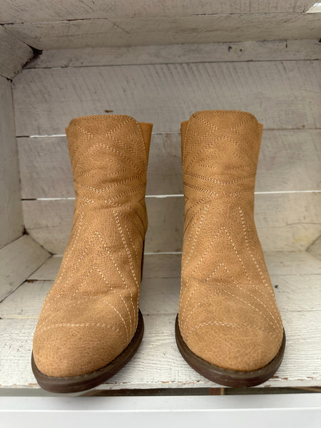Roxy Suede Heel Short Boots | Women’s Size 7