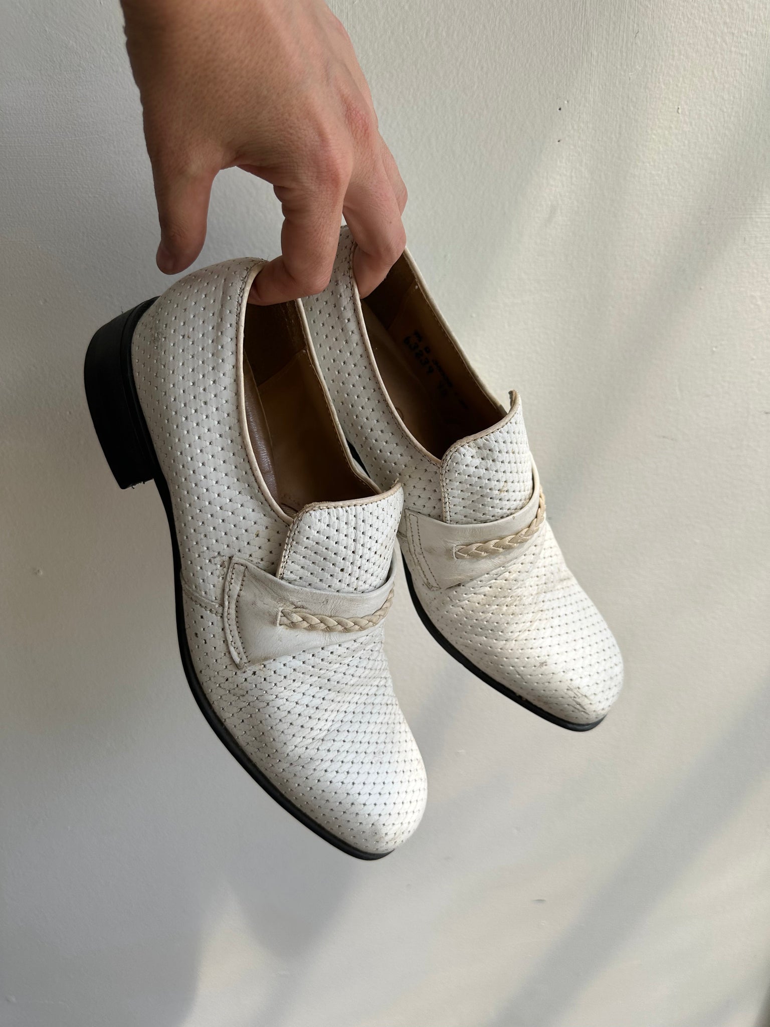 Vintage White Leather Penny Loafers | Men’s 9.5