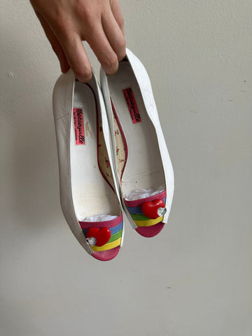 Vintage Betsyville Betsy Johnson Rainbow Kitten Heel Flats | Size Women’s 8