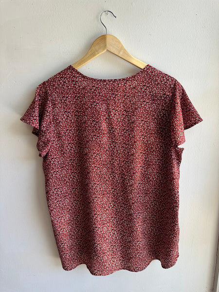 Wildflower Flutter Sleeve Blouse | Woodmere | Size Large