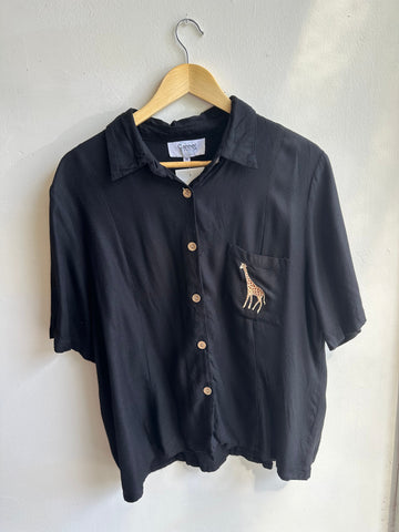 Vintage Giraffe Pocket Button-Up – Safari Cool | Size 14
