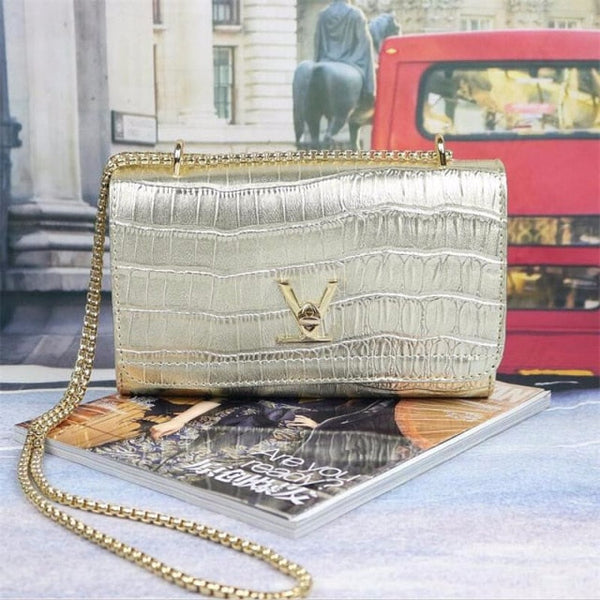 Alligator Pattern Leather Chain Bag