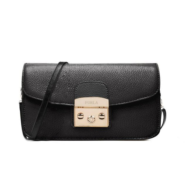 Alligator Pattern Leather Chain Bag