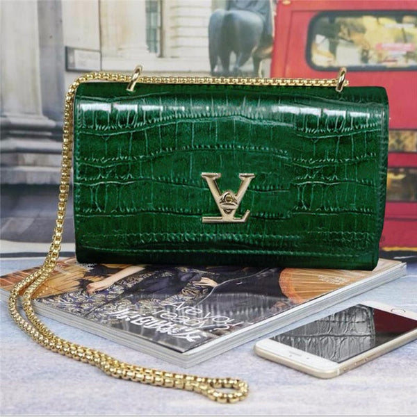 Alligator Pattern Leather Chain Bag