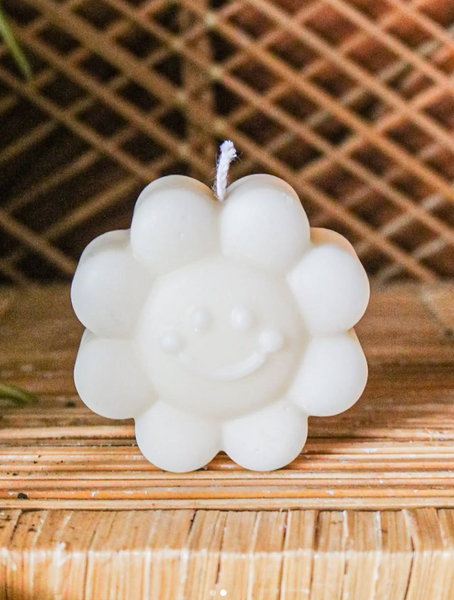 Sundaze Smiley Flower Eco Soy Wax Candle