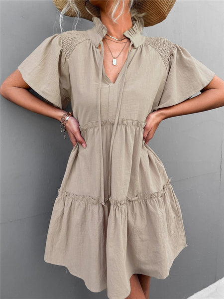 Stylish Pleated V-Neck Dress with Belt and Short Sleeves