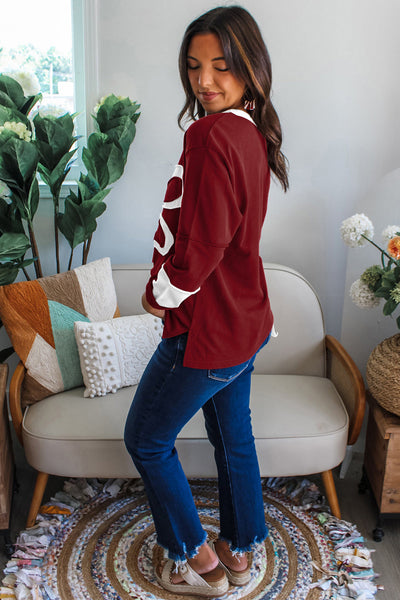 Women's Casual Red Dahlia Long Sleeve Top with Cheerful Daisy Flower Patch - Stylish Round Neck Shirt for Everyday Wear