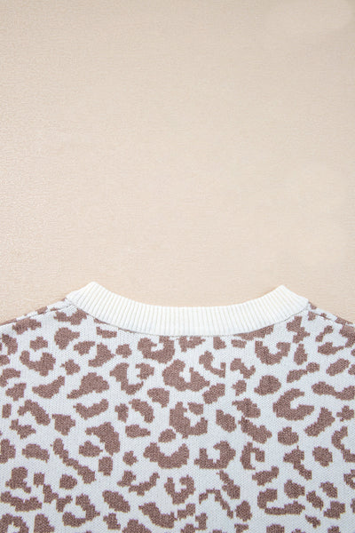 Chic Women's Oversized Leopard Print Cardigan - Cozy Knit Sweater for Effortless Layering and Everyday Style