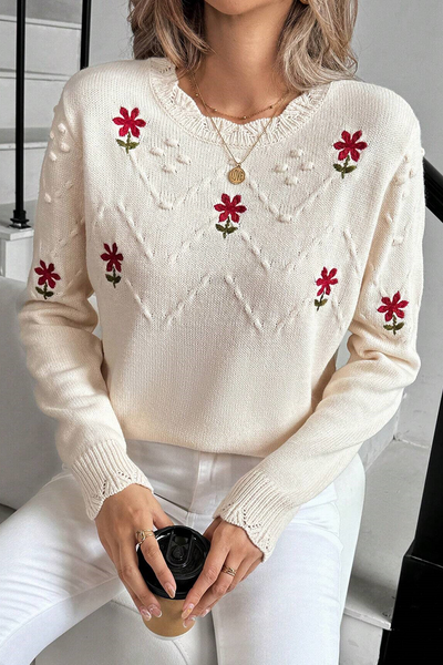 Chic Women's Beige Floral Embroidered Pullover Sweater with Textured Details for Cozy Comfort and Everyday Style