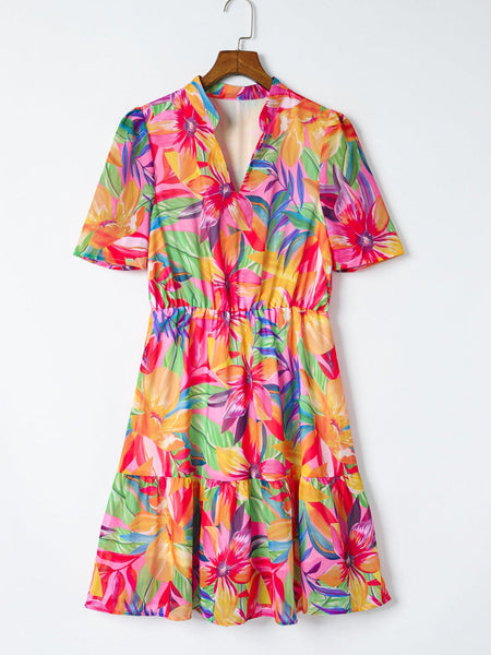 Tropical Print Half Sleeve Casual Dress with practical styling and dependable silhouette control.