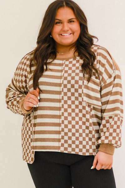 Elegant Plus Size Women's Top in Soft, Comfortable Fabric - Flattering Fit for Casual Days and Stylish Outings