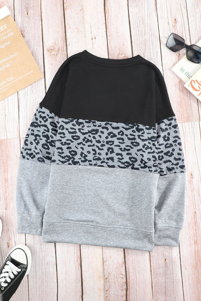Trendy Women's Colorblock Sweatshirt with Contrast Stitching, Side Slits & Relaxed Fit for Everyday Comfort
