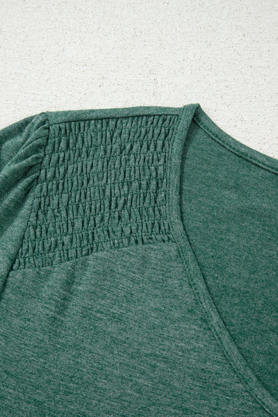 Chic Women's V-Neck Long Sleeve Top in Soft Fabric Ideal for Casual and Office Outfits, Effortless Style and Comfort