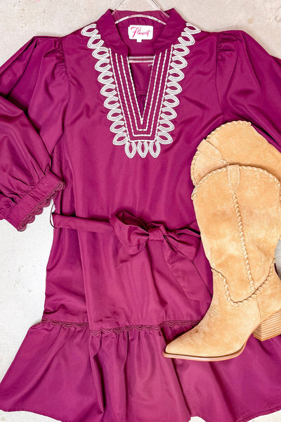 Plus Size Violet V-Neck Mini Dress for Women with Lace Trim, 3/4 Sleeves, and Chic Contrast Detail for Effortless Style