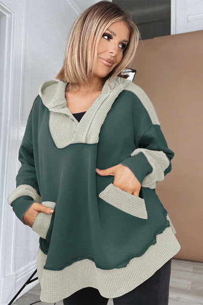 Plus Size Women's Black Green Waffle Knit Hoodie with Contrast Patchwork & Practical Pockets for Cozy Comfort
