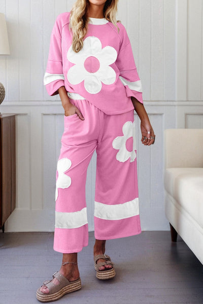Stylish Women's Two-Piece Set: Soft Fabric Top & Pants Combo for Casual Outings and Everyday Comfort in Chic Design