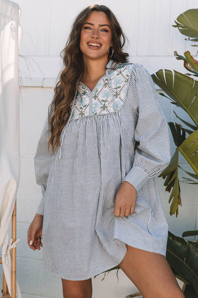 Lightweight Women's Floral Print Mini Dress - Flowy Style Perfect for Summer Parties and Casual Outings